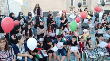 صور وفيديوهات : هكذا عايد اطفال الطيبة اطفال فلسطين 
